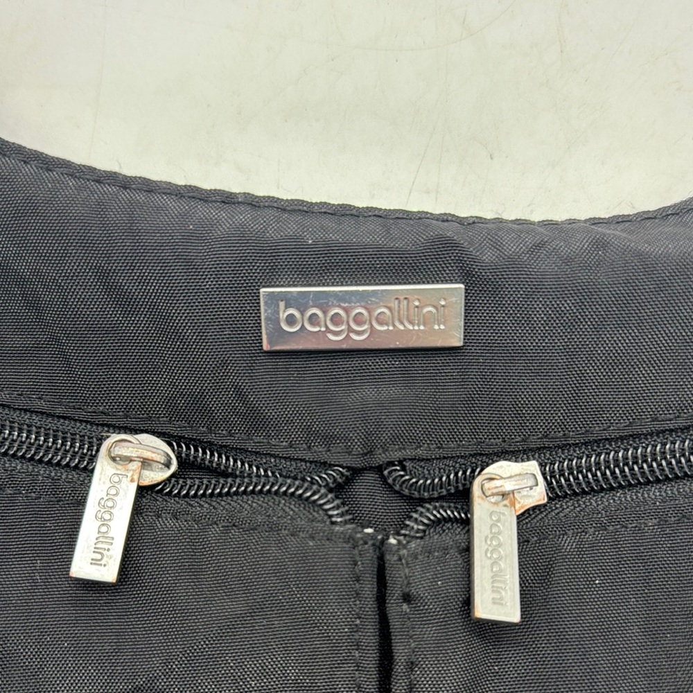 Baggallini Black Nylon Crossbody Bag NYB7886K - Picture 2 of 9